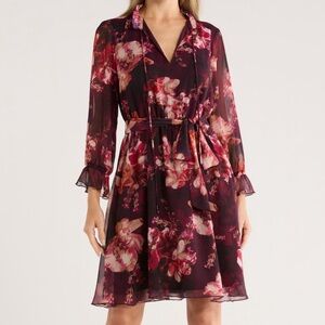 NWT Vince Camuto floral dress